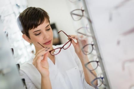 Myopie : bien choisir ses lunettes de vue pr&egrave;s de Ch&acirc;lons-en-Champagne